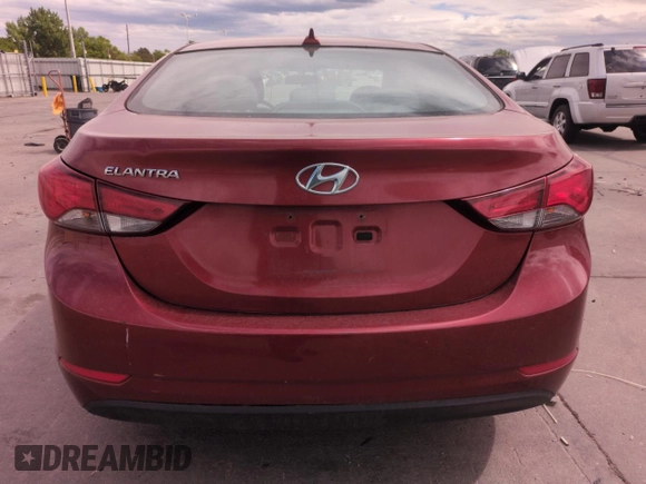 2016 Hyundai Elantra SE z VIN 5NPDH4AE2GH693131, wystawiony jako Copart lot #57640555 z przebiegiem 123 409 mil mil oraz Szkoda całkowita • Salvage title. Historia ofert i sprzedaży dostępna na DreamBid. Obrazek 6.