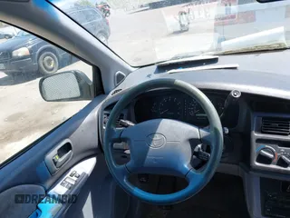 1998 Toyota Sienna LE с VIN 4T3ZF13C8WU077141, выставлен на аукционе IAAI как лот 42396363 с пробегом Не указан миль и . История ставок и продаж доступна на DreamBid. Изображение 7.