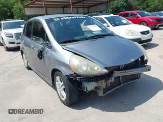 2008 Honda Fit Sport z VIN JHMGD38638S006208, wystawiony jako IAAI lot #42434048 z przebiegiem 176 450 mil mil oraz . Historia ofert i sprzedaży dostępna na DreamBid. Obrazek 1.