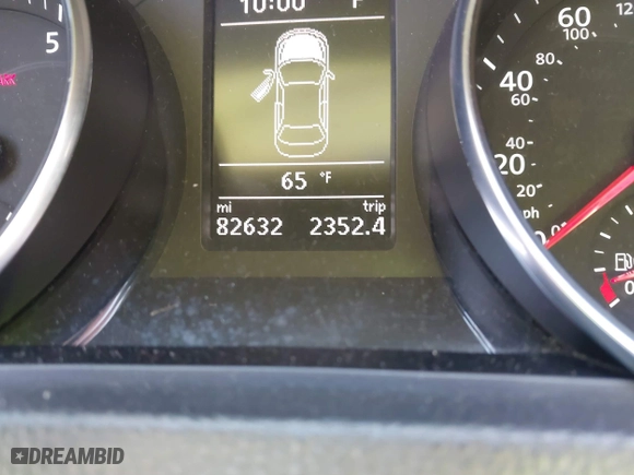 2016 Volkswagen Passat 1.8T SEL with VIN 1VWCT7A39GC057485, listed as a IAAI auction lot 41797043 with 82,632 mi miles. Bid and sale history available at carsss.com. Image 15.