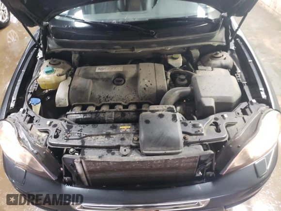 2011 Volvo XC90 I6 with VIN YV4952CZ5B1599180, listed as a Copart auction lot 52117135 with 90,480 mi miles and Salvage Title. Bid and sale history available at DreamBid. Image 11.