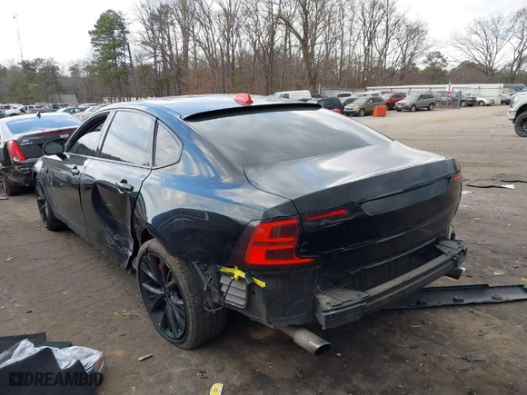 2018 Volvo S90 Momentum with VIN LVY982AK8JP005735, listed as a IAAI auction lot 41703970 with 98,080 mi miles. Bid and sale history available at carsss.com. Image 3.