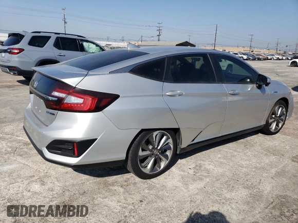 2018 Honda Clarity Plug-In Hybrid with VIN JHMZC5F16JC015483, listed as a Copart auction lot 69603064 with 101,819 mi miles and Salvage Title. Bid and sale history available at carsss.com. Image 3.