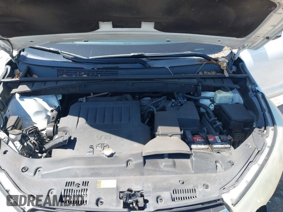 2016 Toyota Highlander LE Plus z VIN 5TDZKRFH4GS127117, wystawiony jako IAAI lot #42054767 z przebiegiem 167 253 mil mil oraz . Historia ofert i sprzedaży dostępna na DreamBid. Obrazek 10.
