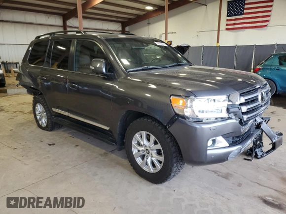 2020 Toyota Land Cruiser z VIN JTMCY7AJ5L4094265, wystawiony jako Copart lot #49725175 z przebiegiem 85 180 mil mil oraz Szkoda całkowita • Salvage title. Historia ofert i sprzedaży dostępna na DreamBid. Obrazek 4.