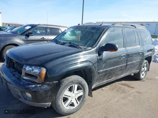 2005 Chevrolet TrailBlazer LS with VIN 1GNET16S756205497, listed as a IAAI auction lot 41766469 with 227,910 mi miles. Bid and sale history available at carsss.com. Image 2.