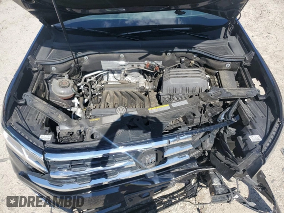 2022 Volkswagen Atlas SEL Premium R-Line with VIN 1V2FR2CA0NC532689, listed as a Copart auction lot 61580755 with 62,614 mi miles and Salvage title. Bid and sale history available at DreamBid. Image 12.