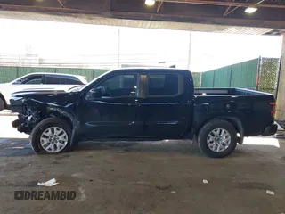 2024 Nissan Frontier SV with VIN 1N6ED1EJ1RN605501, listed as a IAAI auction lot 41649018 with 4,535 mi miles and . Bid and sale history available at DreamBid. Image 15.