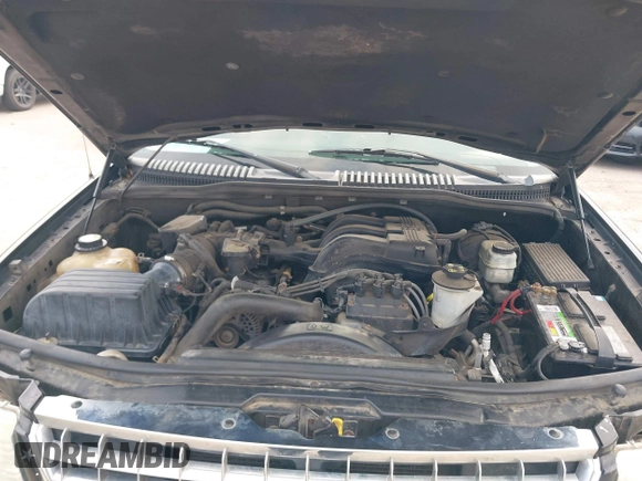 2005 Ford Explorer XLT z VIN 1FMZU73EX5UB58658, wystawiony jako IAAI lot #42162702 z przebiegiem 152 074 mil mil oraz . Historia ofert i sprzedaży dostępna na DreamBid. Obrazek 10.
