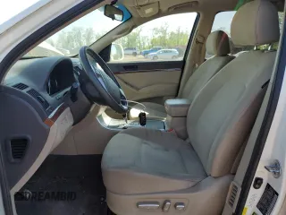 2011 Hyundai Veracruz GLS z VIN KM8NUDCC8BU162960, wystawiony jako Copart lot #53697495 z przebiegiem 109 708 mil mil oraz Szkoda całkowita • Salvage title. Historia ofert i sprzedaży dostępna na DreamBid. Obrazek 7.