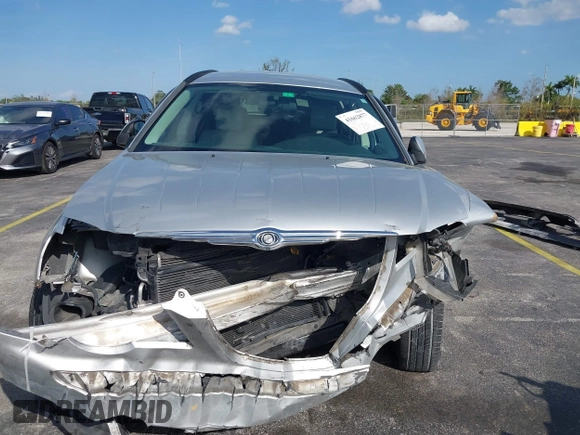 2007 Chrysler Pacifica Touring with VIN 2A8GF68X67R334513, listed as a IAAI auction lot 41662877 with 121,823 mi miles and . Bid and sale history available at DreamBid. Image 13.