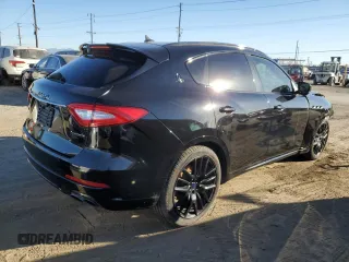 2018 Maserati Levante GranSport z VIN ZN661XUS2JX302411, wystawiony jako Copart lot #79459504 z przebiegiem 83 989 mil mil oraz Czysty tytuł • Clean title. Historia ofert i sprzedaży dostępna na DreamBid. Obrazek 3.
