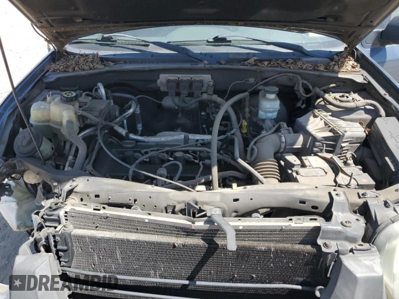 2005 Ford Escape XLS Value with VIN 1FMYU02Z75KB20193, listed as a Copart auction lot 52898665 with 121,166 mi miles and Salvage Title. Bid and sale history available at carsss.com. Image 12.