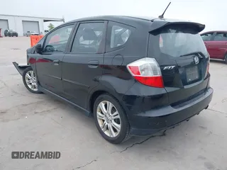 2010 Honda Fit Sport with VIN JHMGE8H42AC030959, listed as a IAAI auction lot 41908986 with 188,046 mi miles. Bid and sale history available at carsss.com. Image 3.