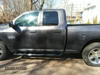 2017 Ram 1500 Tradesman z VIN 1C6RR6FG0HS693499, wystawiony jako IAAI lot #41758482 z przebiegiem 103 411 mil mil oraz . Historia ofert i sprzedaży dostępna na DreamBid. Obrazek 14.