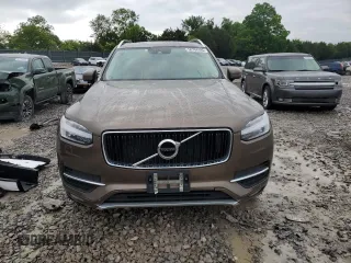 2016 Volvo XC90 T6 Momentum z VIN YV4A22PK6G1032633, wystawiony jako Copart lot #56704495 z przebiegiem 179 836 mil mil oraz Tytuł czysty. Historia ofert i sprzedaży dostępna na DreamBid. Obrazek 5.