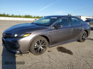 2023 Toyota Camry SE with VIN 4T1G11AK3PU769155, listed as a Copart auction lot 49654825 with 18,505 mi miles and Salvage Title. Bid and sale history available at DreamBid. Image 1.