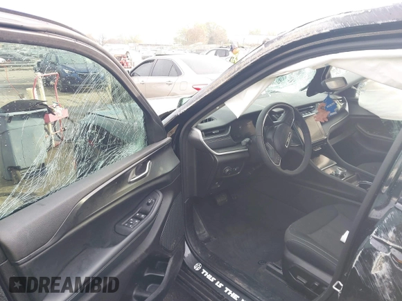 2023 Jeep Grand Cherokee Laredo with VIN 1C4RJHAG6PC671728, listed as a IAAI auction lot 40897386 with Not provided miles and . Bid and sale history available at DreamBid. Image 5.