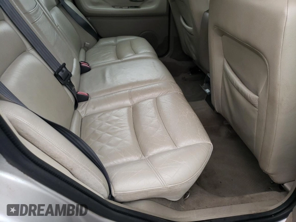 2000 Volvo V70 with VIN YV1LZ56DXY2657666, listed as a Copart auction lot 86204324 with 180,199 mi miles and Salvage title. Bid and sale history available at DreamBid. Image 11.