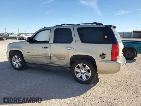 2010 GMC Yukon SLT with VIN 1GKUCCE03AR186539, listed as a Copart auction lot 84066314 with 0 mi miles and Salvage Title. Bid and sale history available at carsss.com. Image 2.