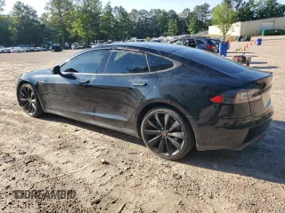 2014 Tesla Model S 60 z VIN 5YJSA1H10EFP40472, wystawiony jako Copart lot #55942595 z przebiegiem 104 241 mil mil oraz Czysty tytuł • Clean title. Historia ofert i sprzedaży dostępna na DreamBid. Obrazek 2.
