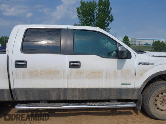 2014 Ford F-150 XL z VIN 1FTFW1ET2EKG20765, wystawiony jako IAAI lot #42356006 z przebiegiem Nie podano mil oraz . Historia ofert i sprzedaży dostępna na DreamBid. Obrazek 13.
