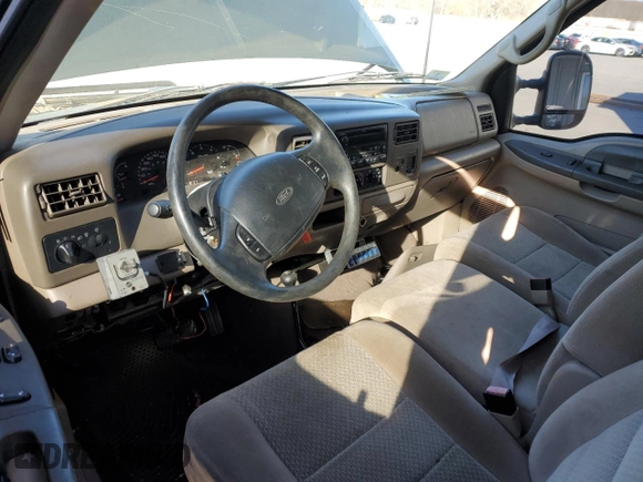 2002 Ford F-350 XL with VIN 1FTSF31S72EA70741, listed as a Copart auction lot 87664435 with 74,755 mi miles and Clean Title. Bid and sale history available at DreamBid. Image 8.