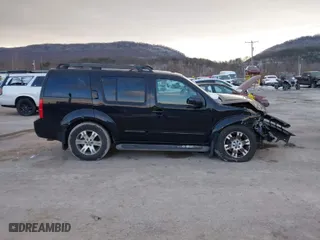 2010 Nissan Pathfinder SE with VIN 5N1AR1NB7AC629700, listed as a IAAI auction lot 41426876 with 298,925 mi miles. Bid and sale history available at carsss.com. Image 13.