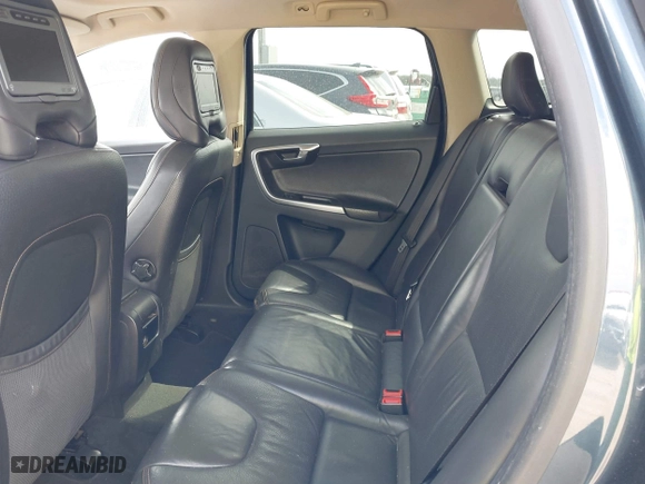 2010 Volvo XC60 3.2L with VIN YV4960DZ0A2096066, listed as a IAAI auction lot 41890571 with 150,799 mi miles. Bid and sale history available at carsss.com. Image 8.