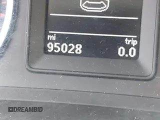 2017 Volkswagen Tiguan S z VIN WVGBV7AX1HK031235, wystawiony jako IAAI lot #42146876 z przebiegiem 95 028 mil mil oraz . Historia ofert i sprzedaży dostępna na DreamBid. Obrazek 15.