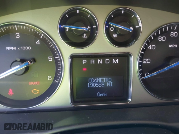 2008 Cadillac Escalade with VIN 1GYEC63868R200366, listed as a IAAI auction lot 41820968 with 190,559 mi miles. Bid and sale history available at carsss.com. Image 7.