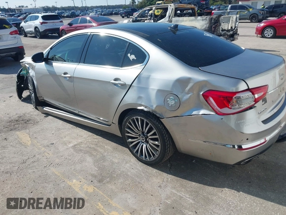 2014 Kia Cadenza Premium with VIN KNALN4D75E5121692, listed as a IAAI auction lot 41332055 with 146,618 mi miles. Bid and sale history available at carsss.com. Image 3.