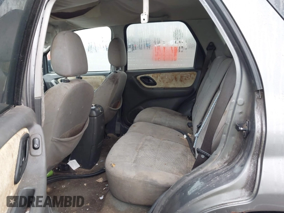 2005 Ford Escape XLT with VIN 1FMYU03145KD73027, listed as a IAAI auction lot 41932192 with Not Provided miles and . Bid and sale history available at DreamBid. Image 8.