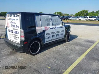 2006 Scion xB z VIN JTLKT324264043245, wystawiony jako IAAI lot #42137892 z przebiegiem 210 885 mil mil oraz . Historia ofert i sprzedaży dostępna na DreamBid. Obrazek 4.