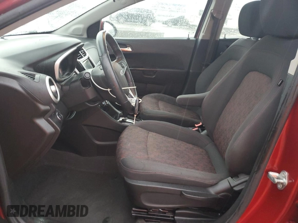 2019 Chevrolet Sonic LT z VIN 1G1JD5SB7K4137199, wystawiony jako Copart lot #51472935 z przebiegiem 25 142 mil mil oraz Szkoda całkowita • Salvage title. Historia ofert i sprzedaży dostępna na DreamBid. Obrazek 7.