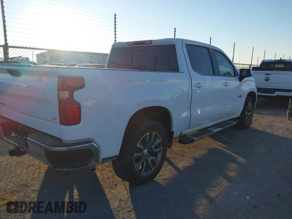 2020 Chevrolet Silverado 1500 LT with VIN 3GCPWCED6LG186606, listed as a IAAI auction lot 41370483 with 97,432 mi miles. Bid and sale history available at carsss.com. Image 4.