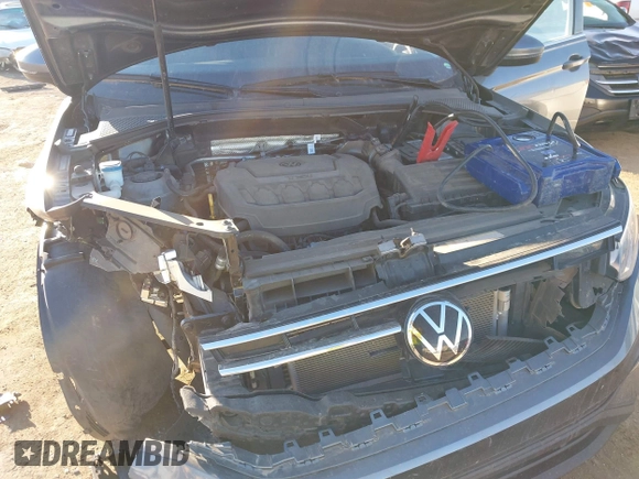 2022 Volkswagen Tiguan SE with VIN 3VV3B7AX6NM037247, listed as a IAAI auction lot 41644680 with 47,048 mi miles and . Bid and sale history available at DreamBid. Image 6.