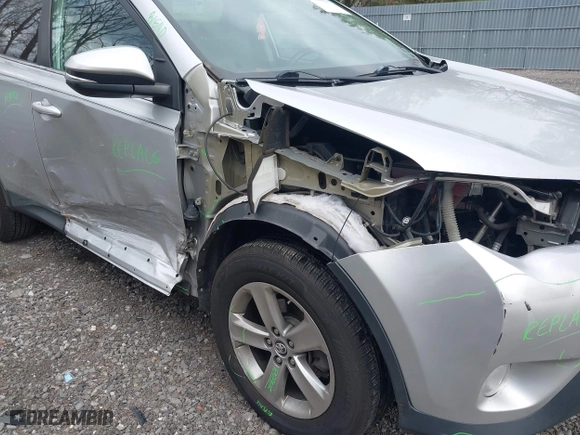 2015 Toyota RAV4 XLE with VIN 2T3RFREV9FW332635, listed as a IAAI auction lot 41899021 with 171,144 mi miles. Bid and sale history available at carsss.com. Image 6.