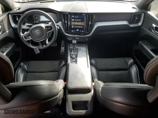 2018 Volvo XC60 R-Design with VIN YV4A22RM5J1030135, listed as a Copart auction lot 45674274 with 67,486 mi miles. Bid and sale history available at carsss.com. Image 8.