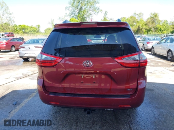 2020 Toyota Sienna XLE Auto Access Seat with VIN 5TDYZ3DCXLS031692, listed as a IAAI auction lot 42138270 with 71,971 mi miles and . Bid and sale history available at DreamBid. Image 17.