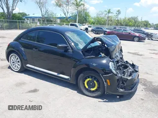 2013 Volkswagen Beetle Entry с VIN 3VWFP7AT4DM639280, выставлен на аукционе IAAI как лот 42324777 с пробегом 77 049 миль миль и . История ставок и продаж доступна на DreamBid. Изображение 1.