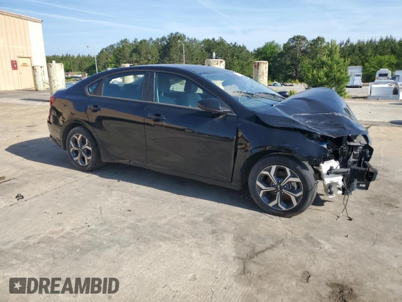 2021 Kia Forte LXS z VIN 3KPF24AD5ME379975, wystawiony jako Copart lot #55300495 z przebiegiem Nie podano mil oraz Czysty tytuł • Clean title. Historia ofert i sprzedaży dostępna na DreamBid. Obrazek 4.