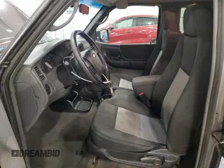 2008 Ford Ranger XL z VIN 1FTZR15E48PA34288, wystawiony jako Copart lot #54175995 z przebiegiem 143 248 mil mil oraz Szkoda całkowita • Salvage title. Historia ofert i sprzedaży dostępna na DreamBid. Obrazek 7.