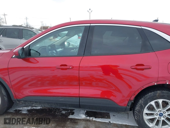 2020 Ford Escape SE z VIN 1FMCU9G63LUA50755, wystawiony jako IAAI lot #41480558 z przebiegiem 27 540 mil mil oraz . Historia ofert i sprzedaży dostępna na DreamBid. Obrazek 14.