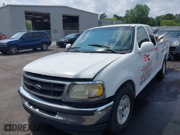1998 Ford F-150 z VIN 1FTZX1762WNA68542, wystawiony jako IAAI lot #42300548 z przebiegiem 312 931 mil mil oraz . Historia ofert i sprzedaży dostępna na DreamBid. Obrazek 2.