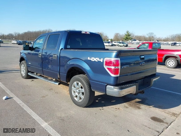 2013 Ford F-150 XL with VIN 1FTFW1ETXDFB43767, listed as a IAAI auction lot 41902399 with 332,917 mi miles. Bid and sale history available at carsss.com. Image 3.