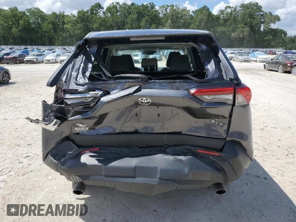 2023 Toyota RAV4 XLE Premium z VIN 2T3C1RFV7PC222978, wystawiony jako Copart lot #61953295 z przebiegiem 33 679 mil mil oraz Szkoda całkowita • Salvage title. Historia ofert i sprzedaży dostępna na DreamBid. Obrazek 6.