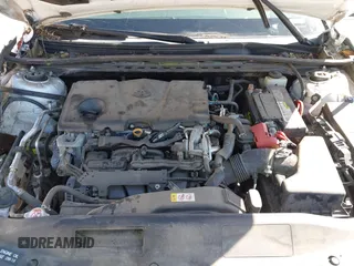 2018 Toyota Camry LE z VIN 4T1B11HKXJU146770, wystawiony jako IAAI lot #41708233 z przebiegiem 106 172 mil mil oraz . Historia ofert i sprzedaży dostępna na DreamBid. Obrazek 10.