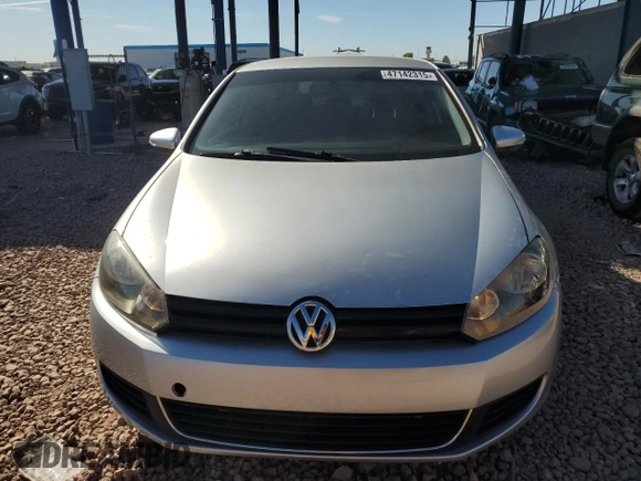 2012 Volkswagen Golf z VIN WVWBB7AJ2CW321378, wystawiony jako Copart lot #47142315 z przebiegiem 87 540 mil mil oraz Szkoda całkowita • Salvage title. Historia ofert i sprzedaży dostępna na DreamBid. Obrazek 5.