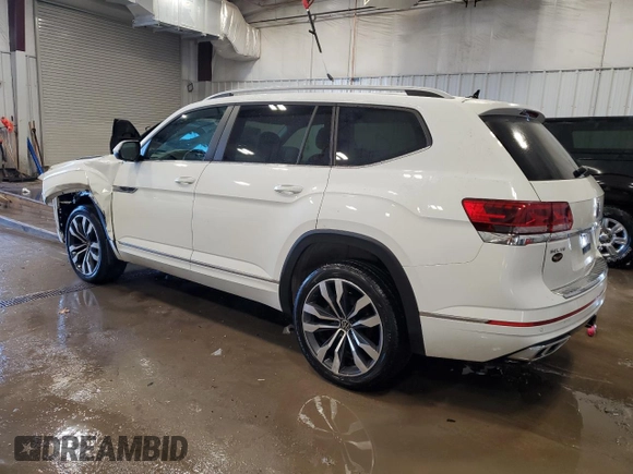 2021 Volkswagen Atlas SEL R-Line with VIN 1V2SR2CA9MC556499, listed as a Copart auction lot 44033995 with 55,061 mi miles and Salvage title. Bid and sale history available at DreamBid. Image 2.